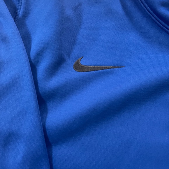 XXL Therma Fit Nike Hoodie - Picture 3 of 5